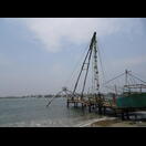 … und im herabgelassenen Zustand, in dem die Ausgleichsgewichte zu sehen sind